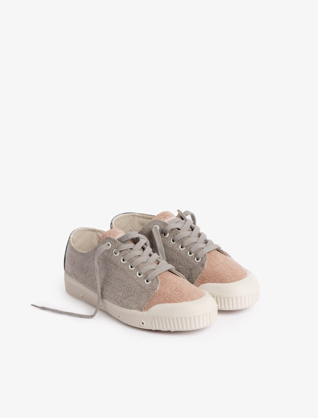 Spring Court G2 sneakers in taupe linen – three-quarter view