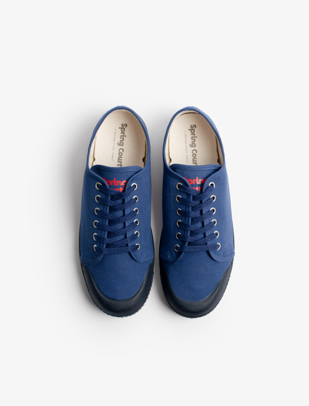 UNISEX MONOCHROME CANVAS SNEAKERS