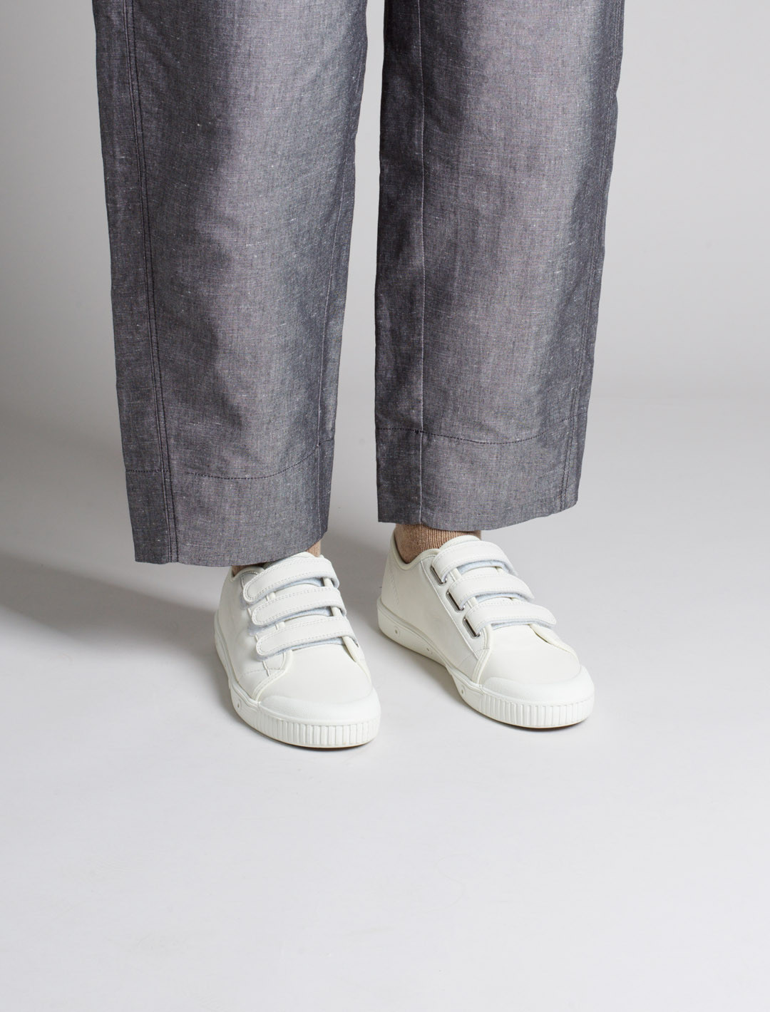 Spring Court M2 velcro leather basket in white - worn