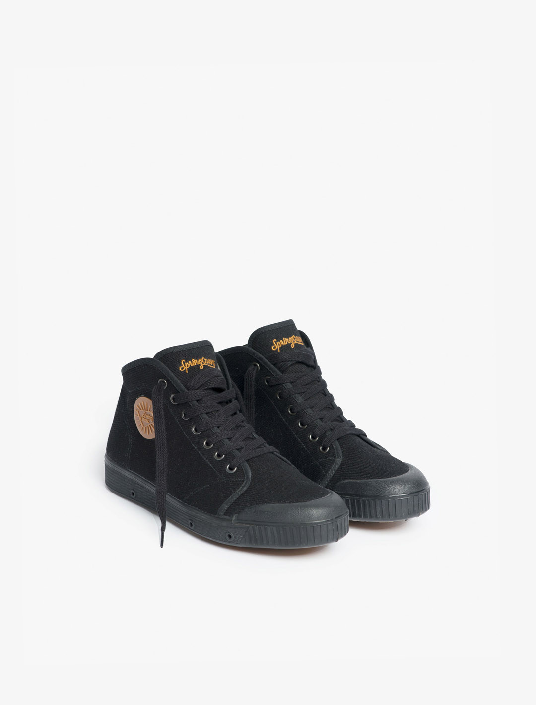 Spring Court B2 black cotton sneakers – three-quarter view
